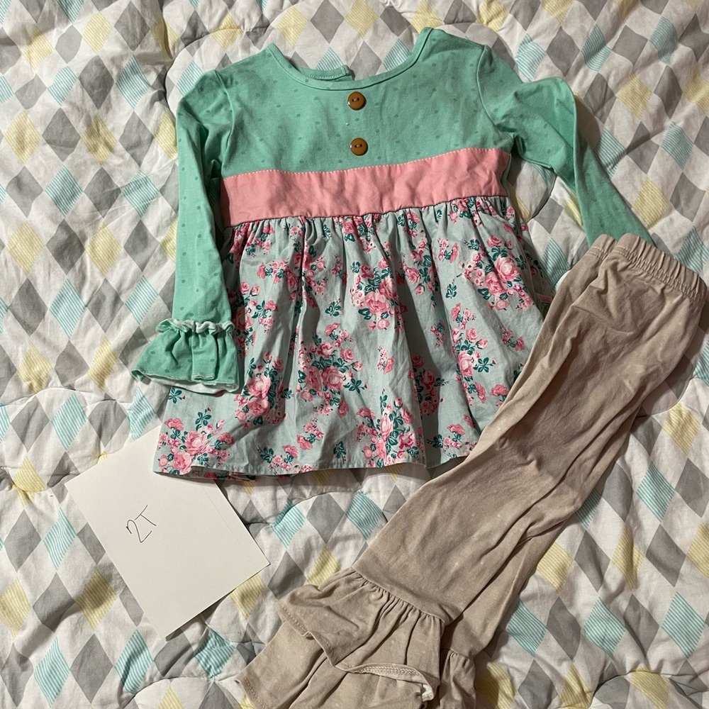 Ricrac and Ruffles tunic set